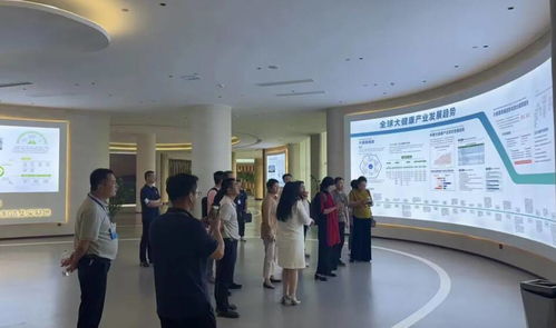新产品 新业态 新模式 首届银发产业发展论坛暨第十届中国康养住区项目交流大会圆满召开
